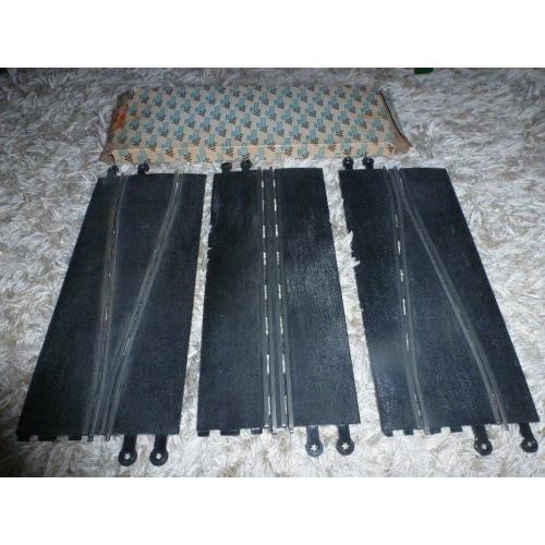 Vintage scalextric track