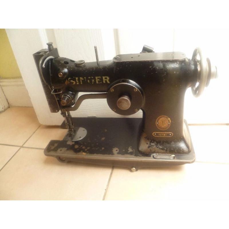 Singer 107W ZIG ZAG SEWING MACHINE (IDEAL FOR SAILMAKING leather, tents