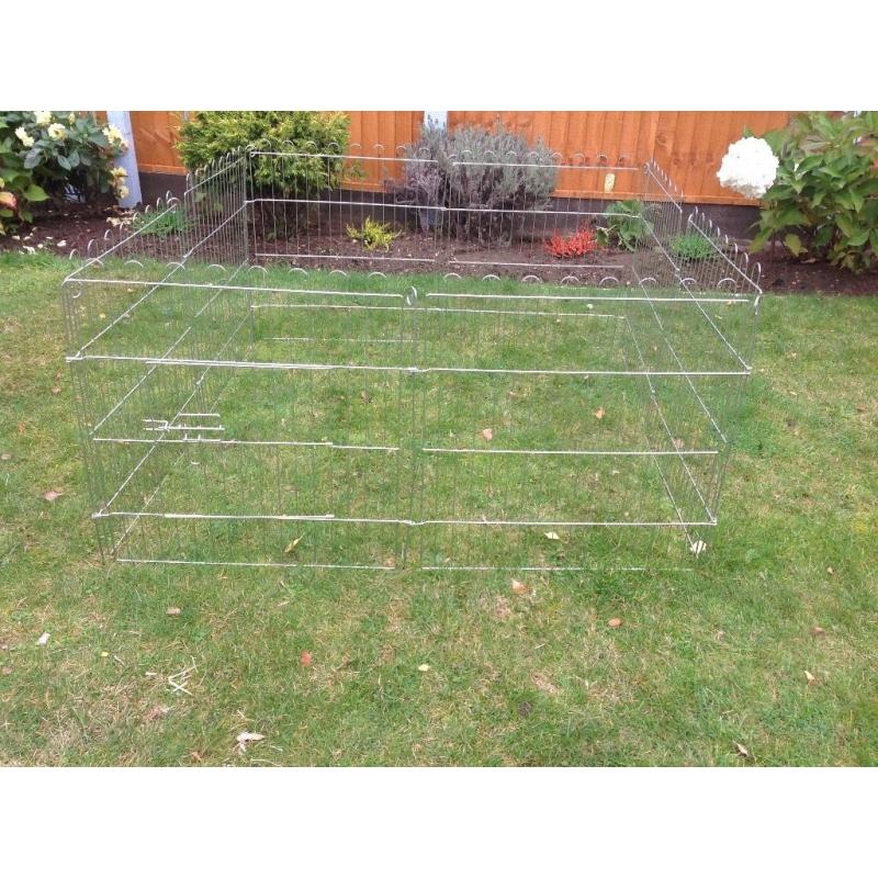 Rabbit or Guinea pig play pen