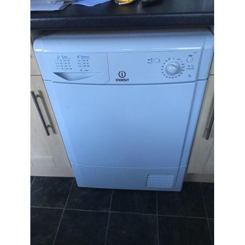 Condenser tumble dryer