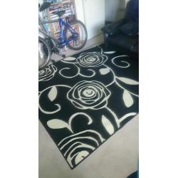 Black and cream rose Rug
