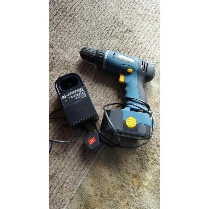 Drill 18v workzone