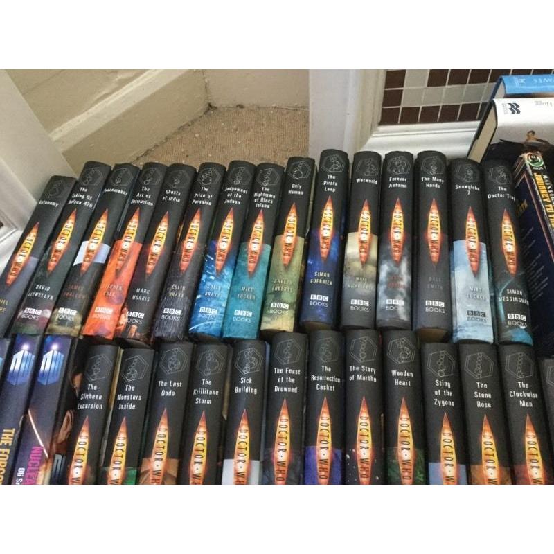 Doctor Dr Who items, books games annual battles in time, see pictures