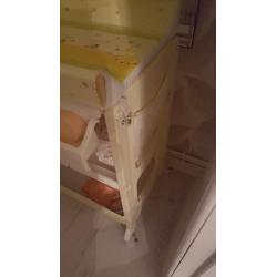 Baby changing/ bath unit