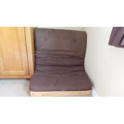 Single Kyoto Futon Company Folding sofa bed chair Space saving ideal for visitors sleepover