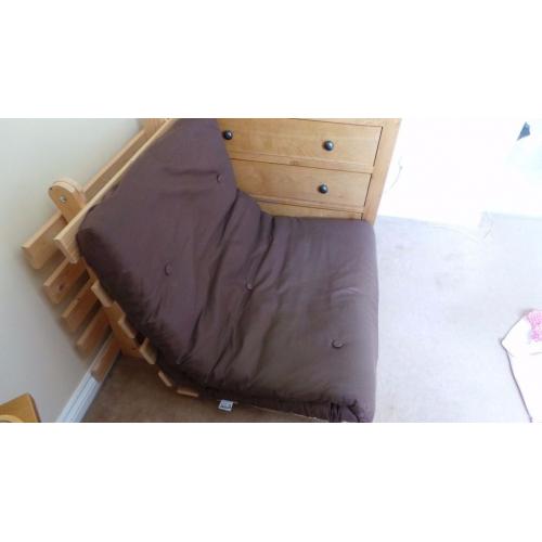 Single Kyoto Futon Company Folding sofa bed chair Space saving ideal for visitors sleepover