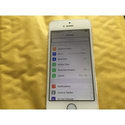 iPhone 5S 16GB GOLD ( UNLOCKED)