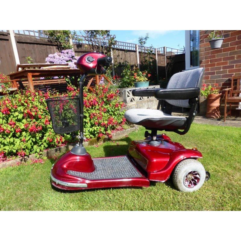 MOBILITY SCOOTER