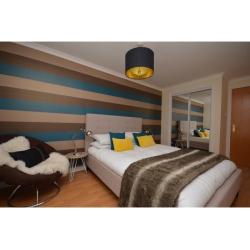 Designer Kingsize Bed with Button Back Upholstered Headboard