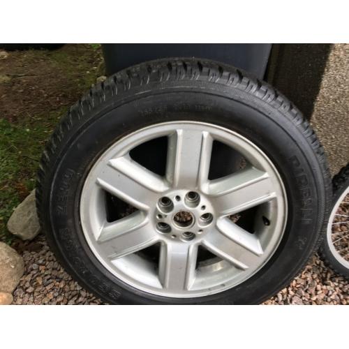 Brand new Pirelli 255/55 R18 x