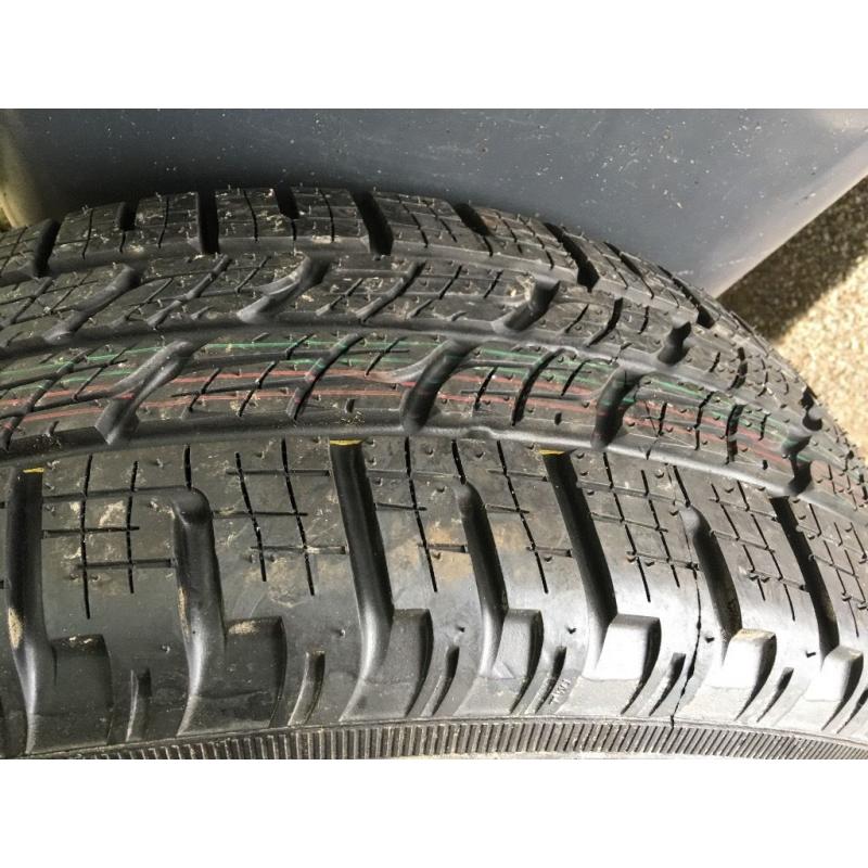 Brand new Pirelli 255/55 R18 x