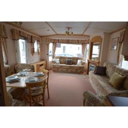 Static Caravan Nr Clacton-On-Sea Essex 2 Bedrooms 6 Berth Atlas Topaz 2002