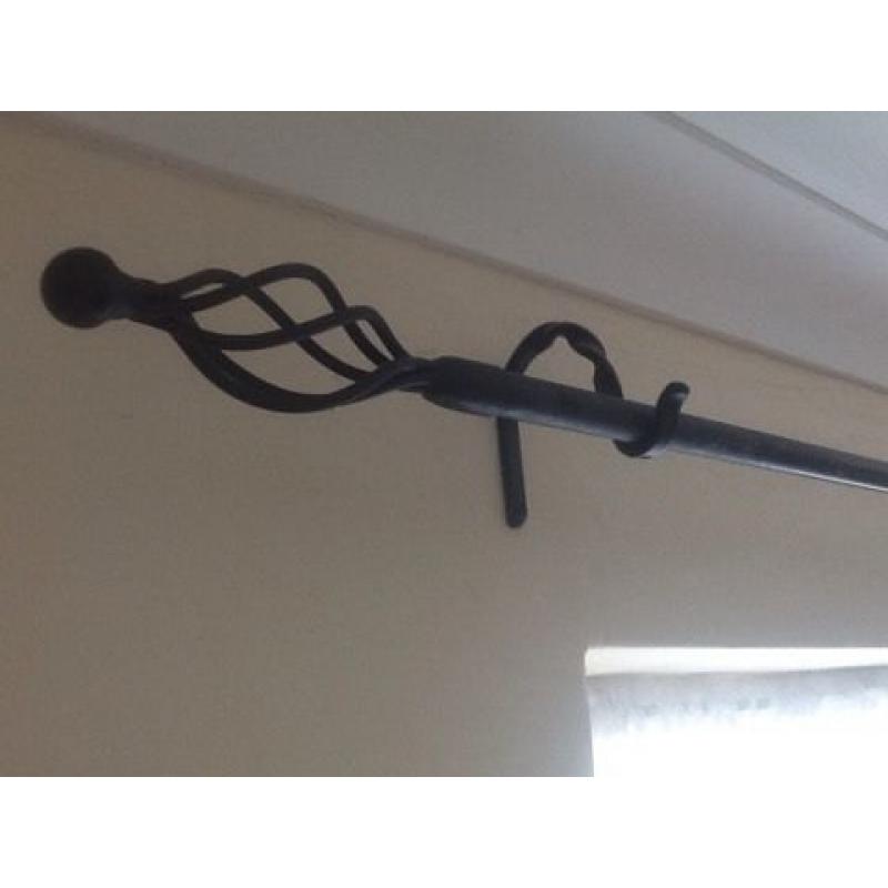 Curtain rail and tie backs