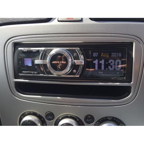 Alpine IDA-X305S iPod Car Stereo