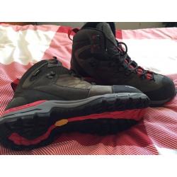 The North Face VERBERA HIKER II GTX - Walking boots size 9.5