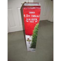 Slim Green Xmas tree 6,5 feet (198cm) with lights and decorations