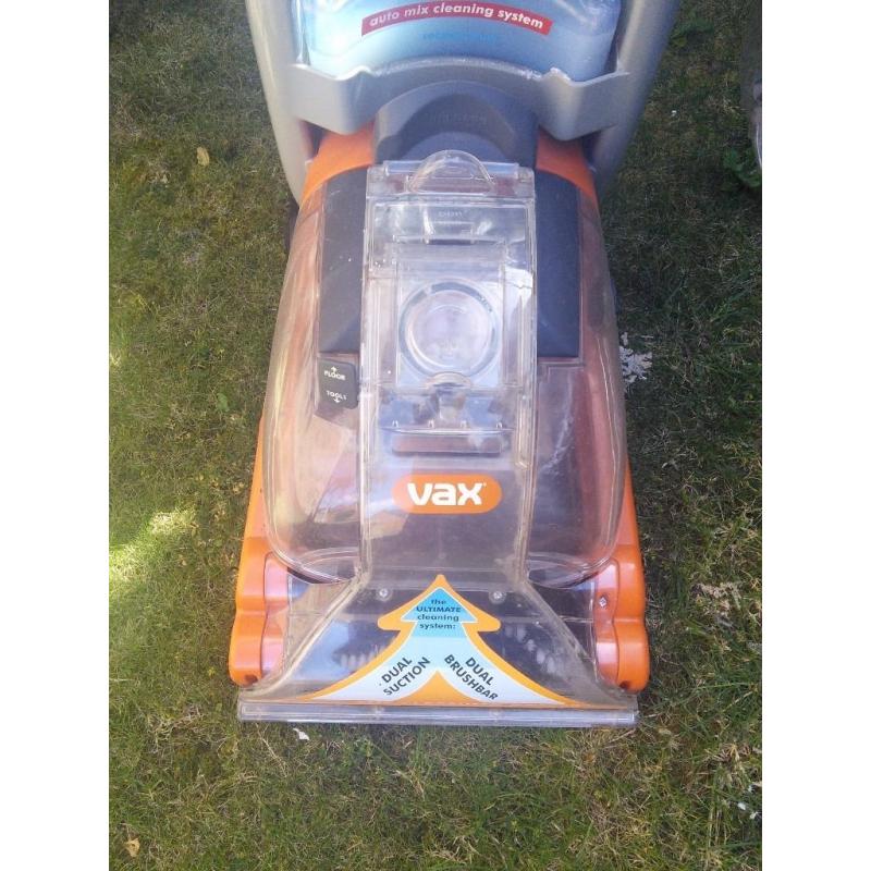 Vax Rapide XL Carpet Washer & 1.42L Vax Ultra+ Carpet & Upholstery cleaning Solution