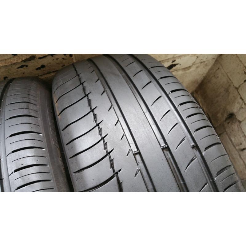 225 60 18 '' 2 x tyres Michelin Latitude Sport