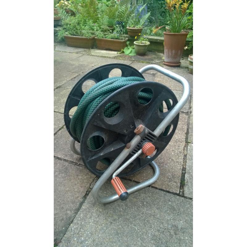 Hose reel and hose
