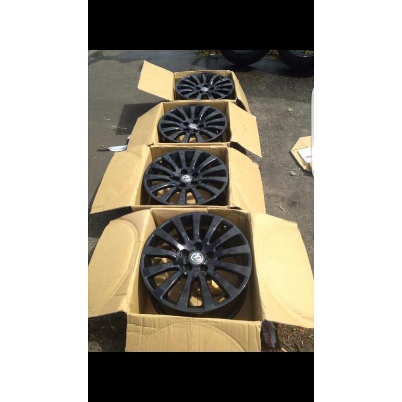 Brand new wheel trims only ever tried on