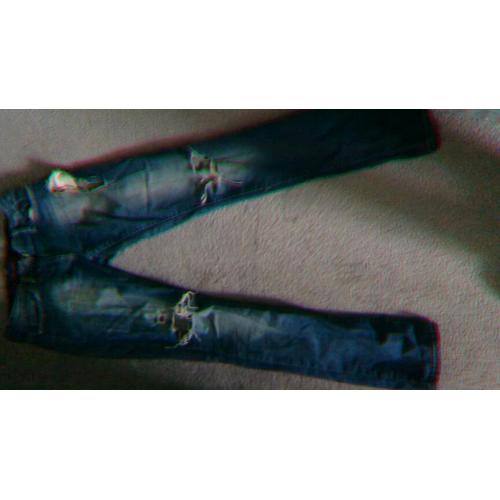 Ripped jeans