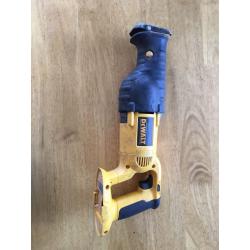 Dewalt kit no batteries