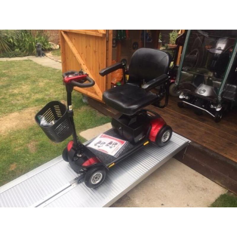 GO GO ELITE TRAVELLER PLUS MOBILITY SCOOTER - BARELY USED - COMES WITH UPGRADED BATTERIES