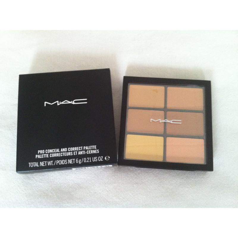 MAC Cosmetics Pro Conceal and Correct Palette/Medium