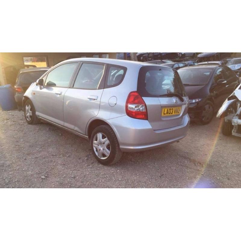 Breaking Honda jazz car parts spares 2002-2008 BREAKING HONDA JAZZ CAR PARTS SILVER