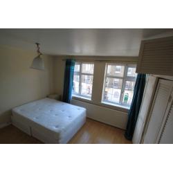 N. TWIN ROOM IN A FLAT **ALL INCLUSIVE **BRICK LANE **ZONE 1 *LIVING ROOM *FIRST WEEK FREE