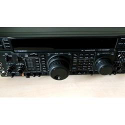 YAESU FT-1000MP WITH EXTRA FILTERS