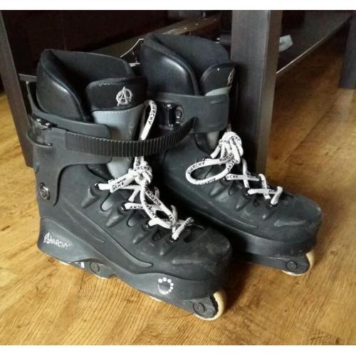 Agressive inline skates size 7