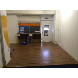 Takeaway or Bakery shop (class 3 hot food)