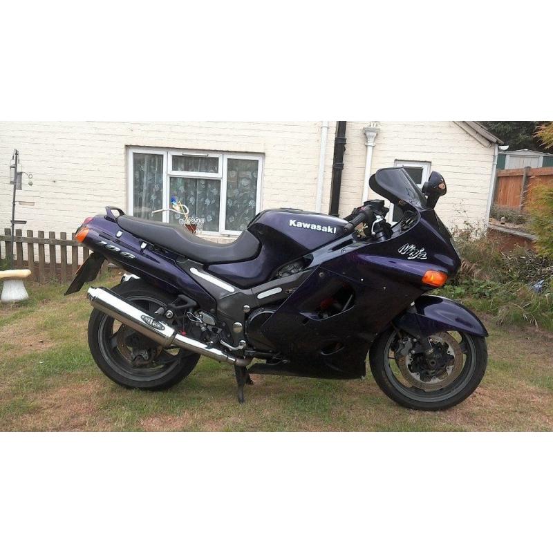 KAWASAKI ZZR 1100 1999 D7 BARGAIN QUICK SALE NEEDED BARGAIN LOOK MUST SELL FULL SERVICE HISTORY