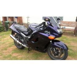 KAWASAKI ZZR 1100 1999 D7 BARGAIN QUICK SALE NEEDED BARGAIN LOOK MUST SELL FULL SERVICE HISTORY