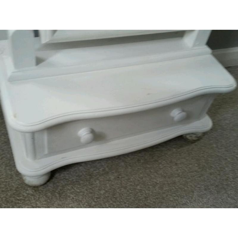 Shabby Chic Free Standing Mirror