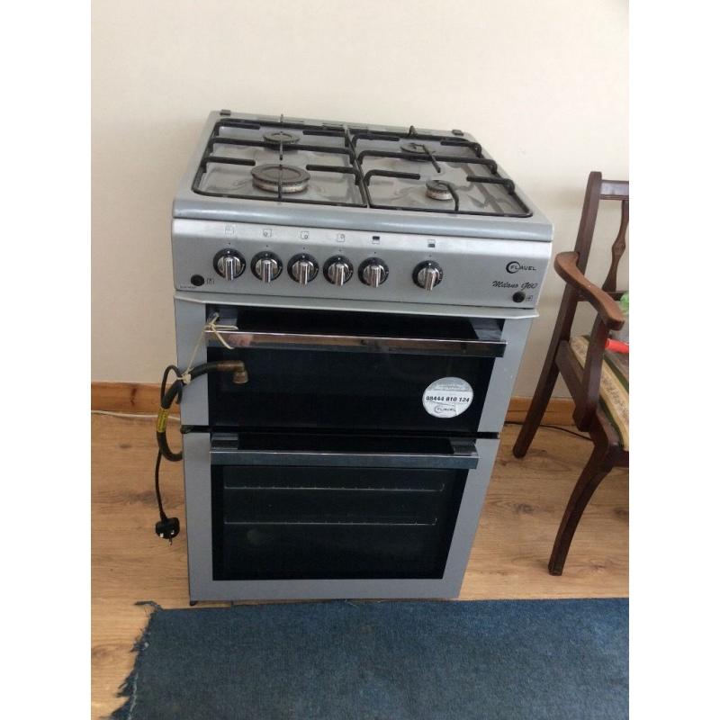 Free standing gas cooker colour grey excellent condition