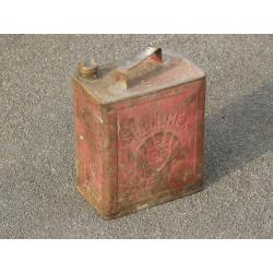 Vintage Shellmex 2 gallon petrol can 1940's