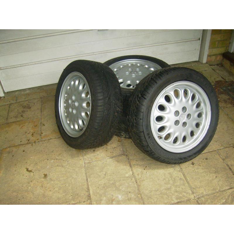 Alpha Romeo Spider Wheels/Tyres