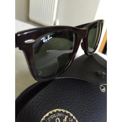 Rayban wayfarers
