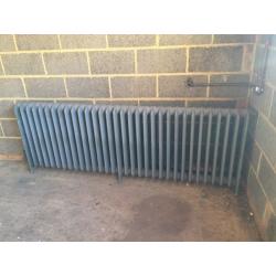 Cast iron radiator