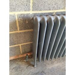 Cast iron radiator
