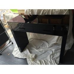 Black glass dressing table £100 plus 2 matching bedside tables £100 or ALL 3 ITEMS FOR £175!!!