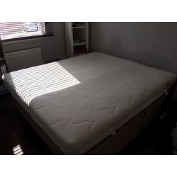 SUPER KINGSIZE BED
