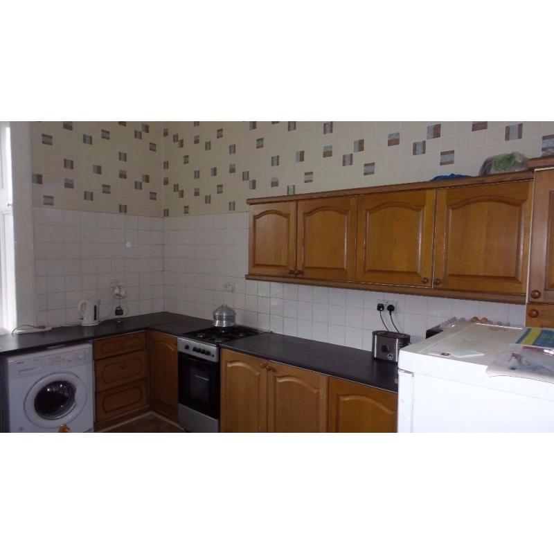Double room to Rent ASAP!!