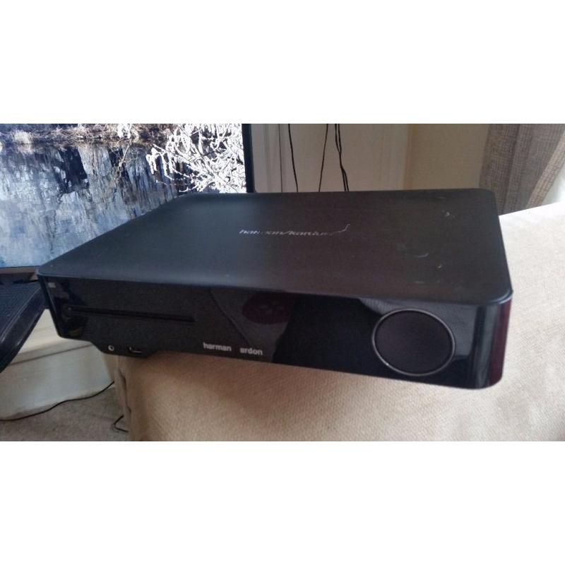 Harman Kardon BDS 577 3D Blueray Home Cinema Receiver with HKTS 16 Speakers and Wireless Sub Woofer