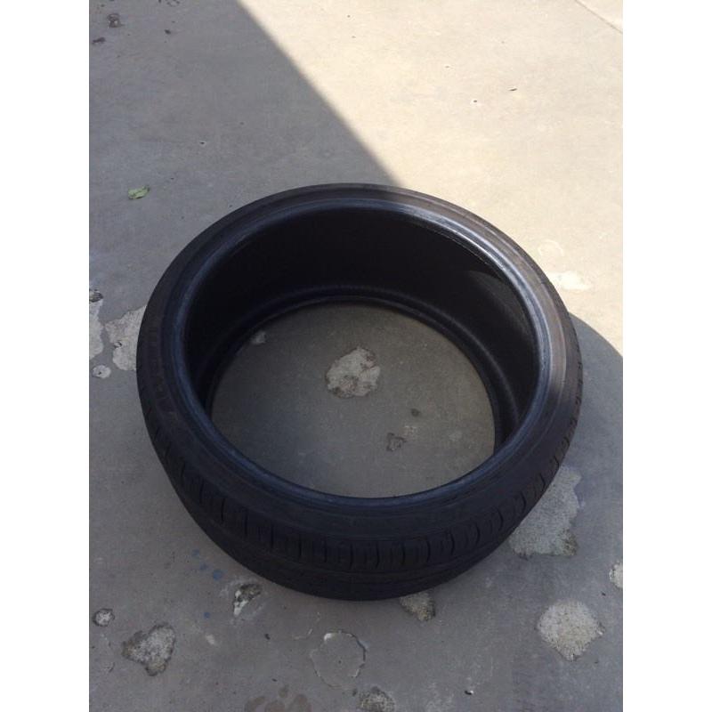 Nearly new 265/30/19 tyre (part worn, Bmw, Audi, alloy, tyres)