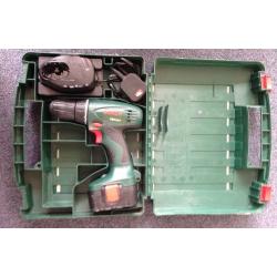 Bosch PSR 14,4 Cordless Drill Driver 14.4V volts Power Tool DIY - Drill; charger; battery ; box
