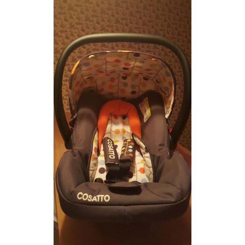 Car seat AND ISOFIX base
