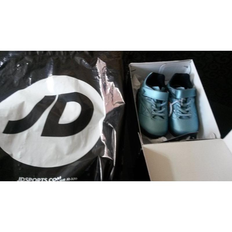 Brand new comfy kids shoes size 4 age 1 year to 2 year from _ J D